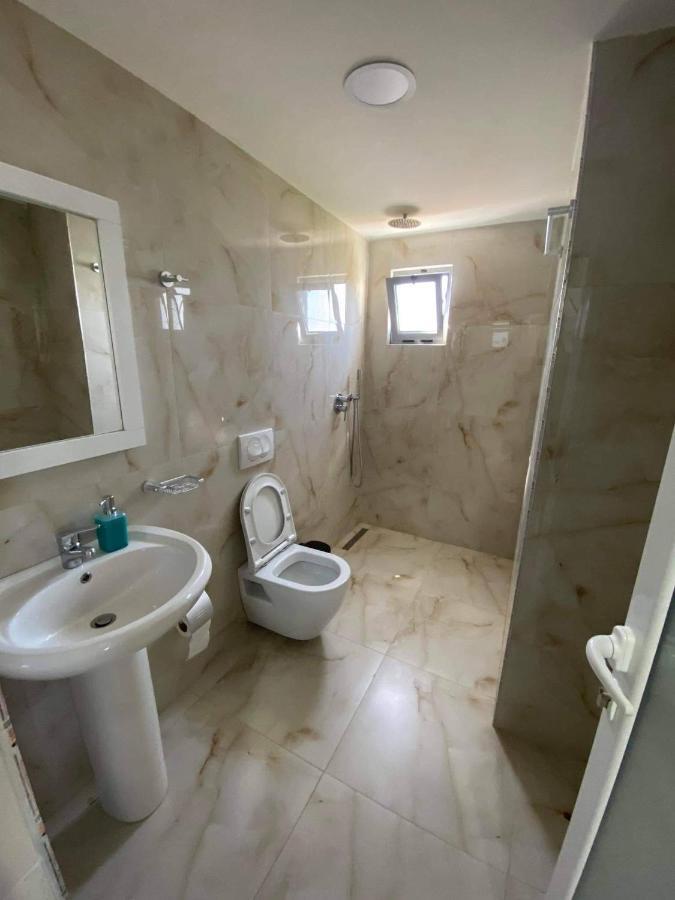 Green Apartments Ксамил Экстерьер фото